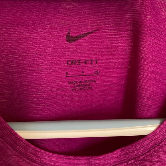 Nike Dri-FIT Miler T-Shirt, Vivid PURPLE, Running and Training - Mens Small - Picture 4 of 5